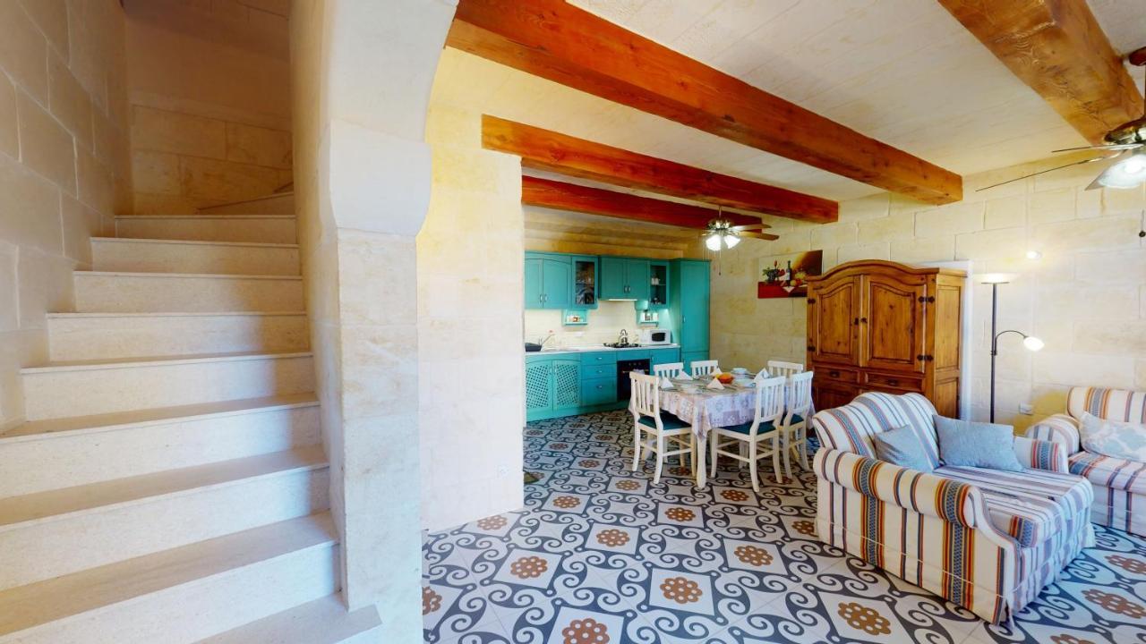 Qala Bed&Breakfast With Swimming Pool - Il-Wenniessa Екстер'єр фото